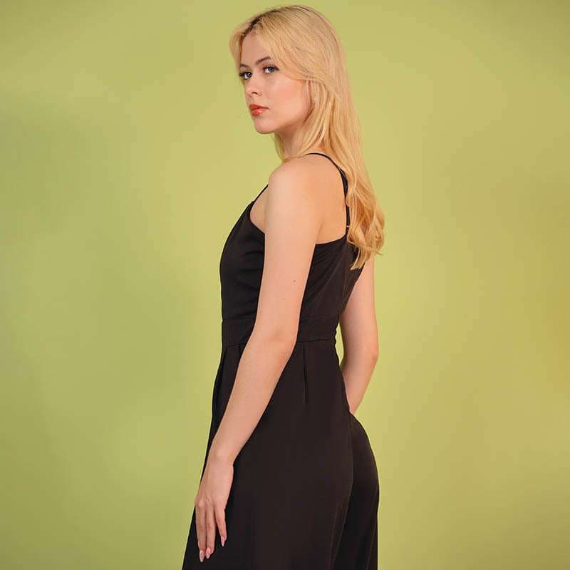 スリット入り優美パンツドレス