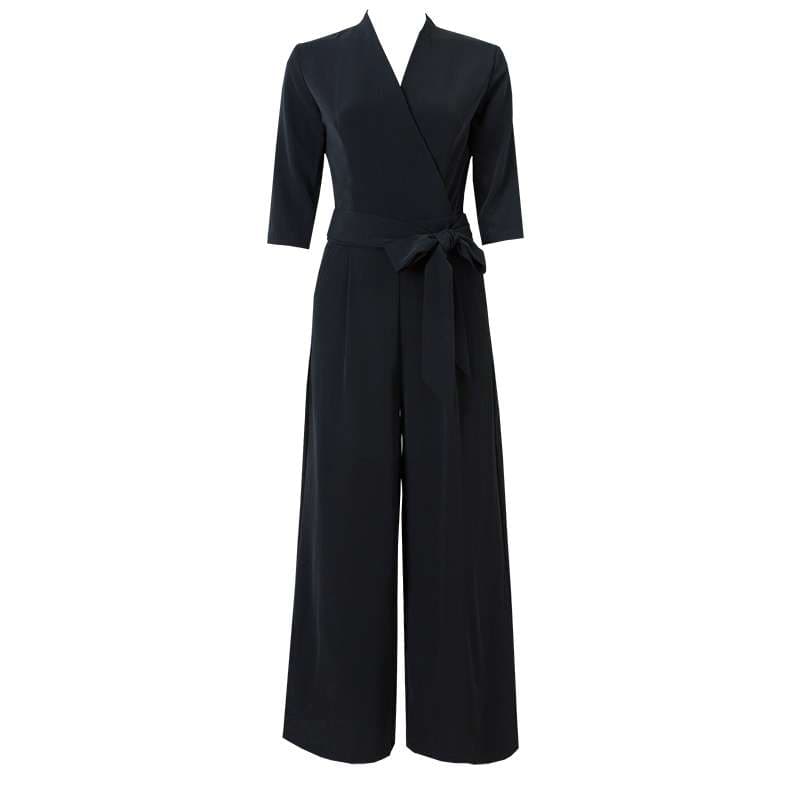 優雅なラップ風パンツドレス