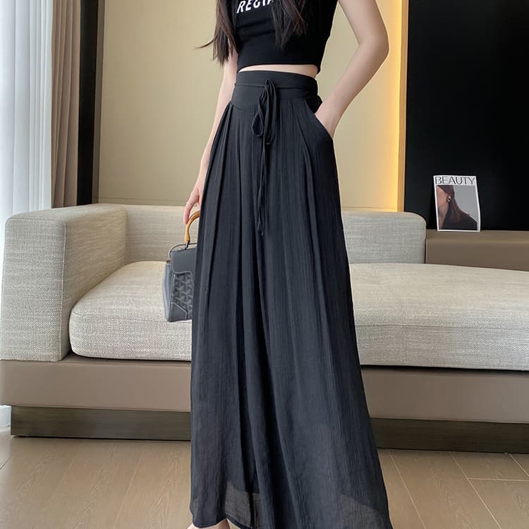 しなやかプリーツパンツドレス