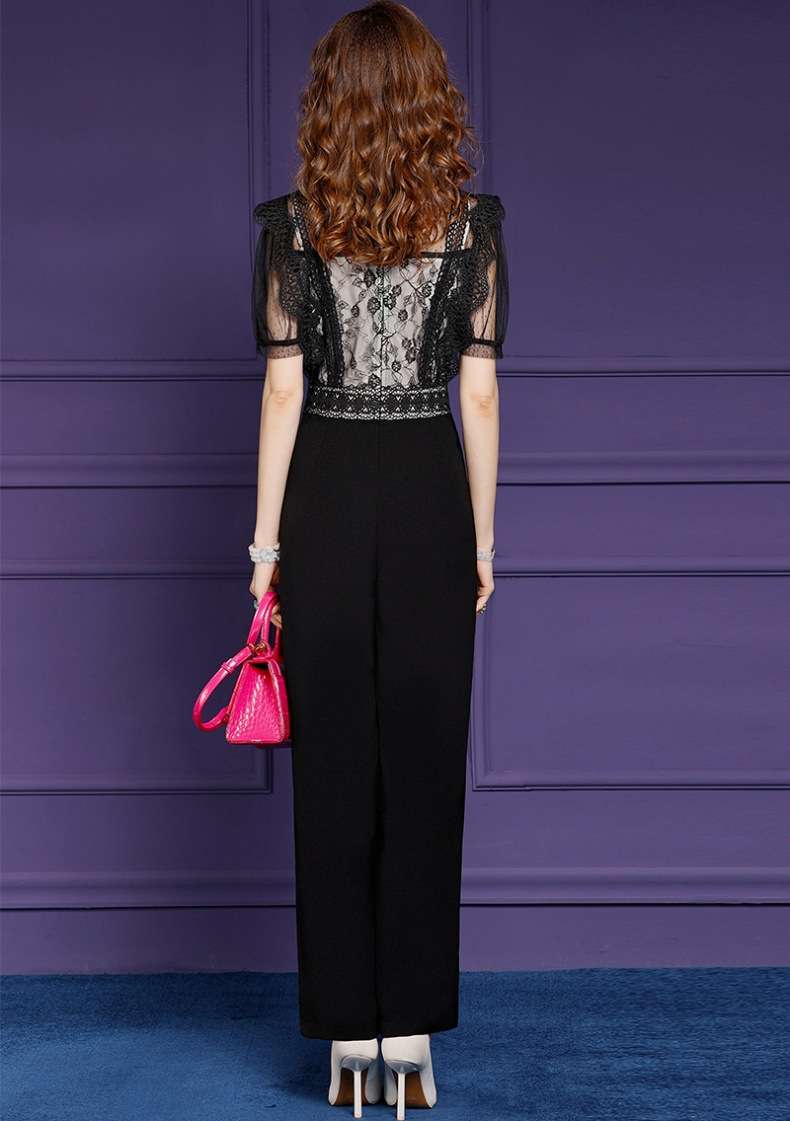 上品レース切替パンツドレス