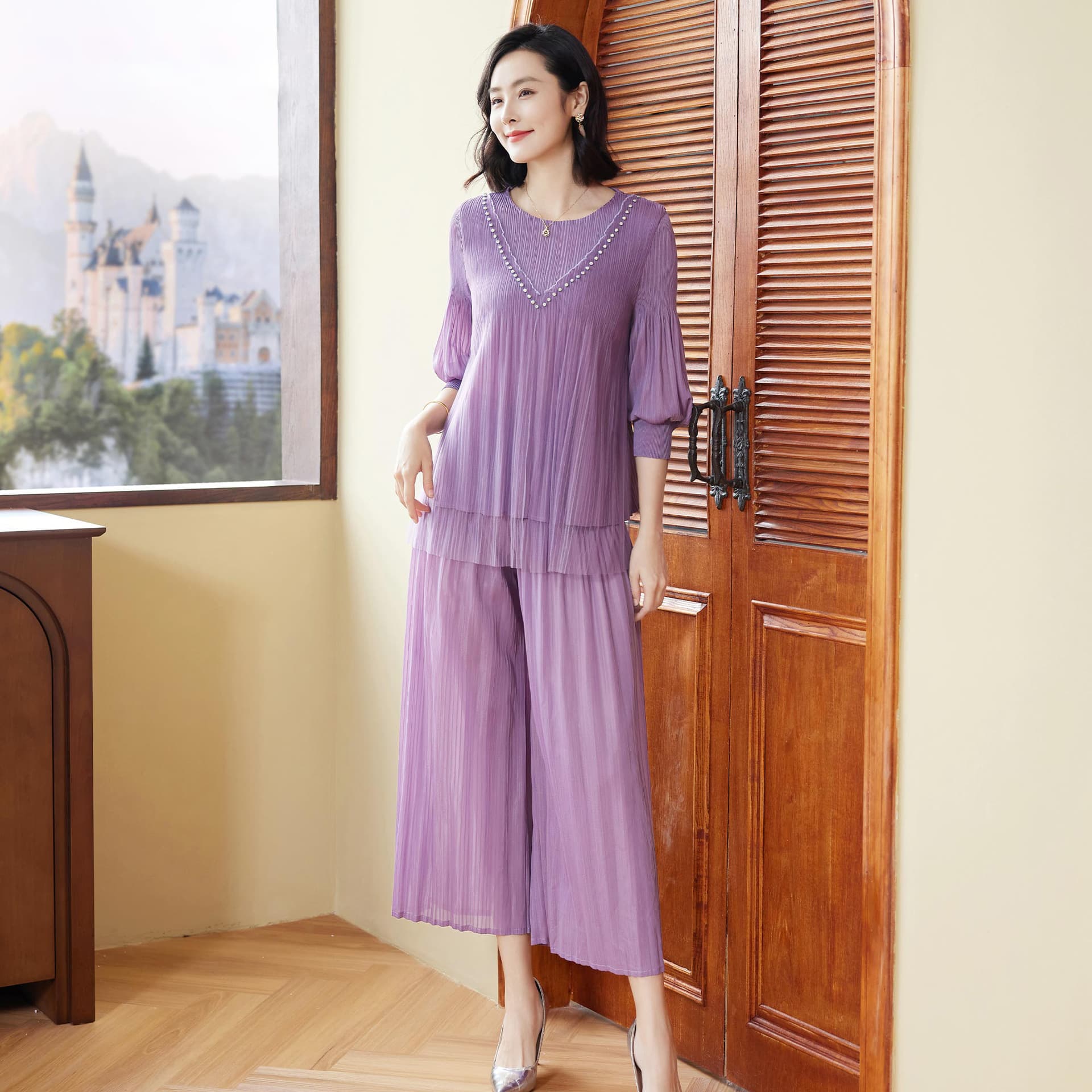 ふんわりプリーツパンツドレス